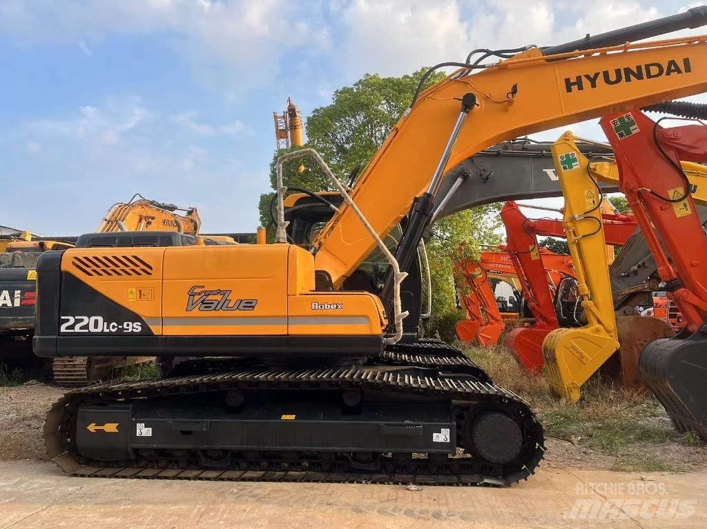 Hyundai R220LC-9S 履帶式 挖土機/掘鑿機/挖掘機