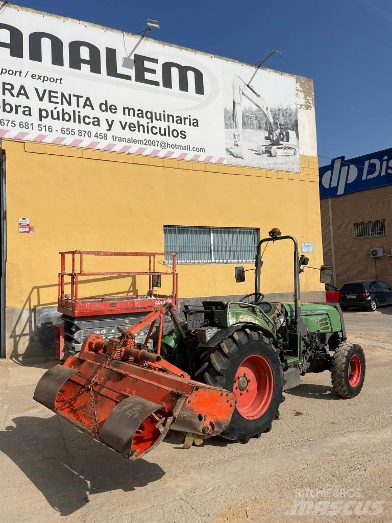 Fendt 208 S 曳引機