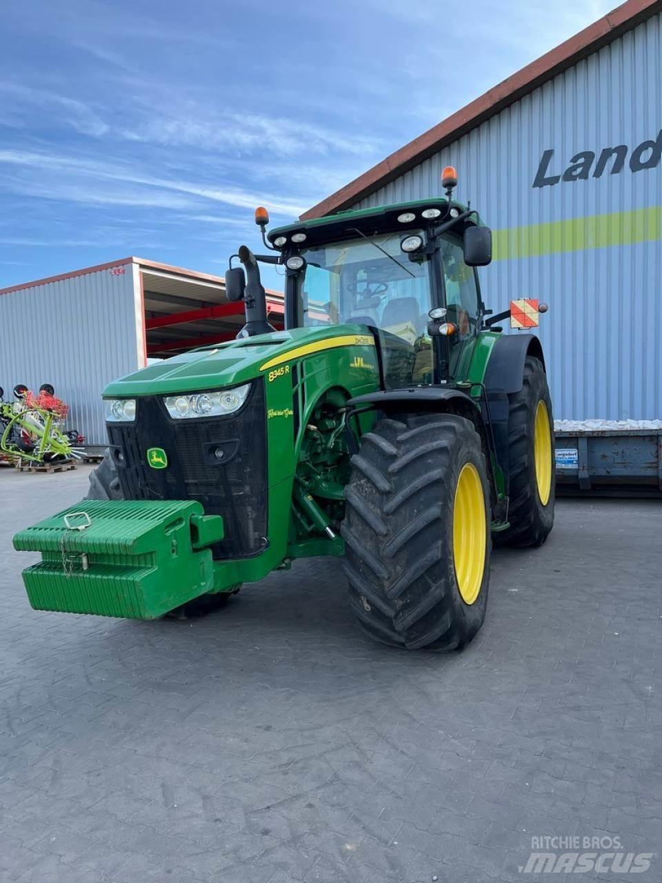 John Deere 8345R 曳引機