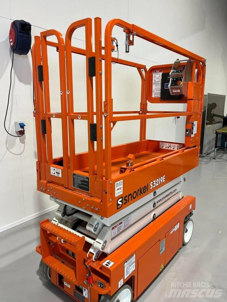 Snorkel S 3219 E 剪式升降機