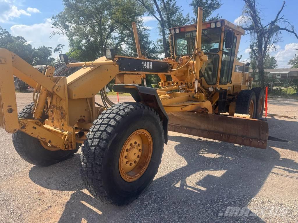 CAT 140 H 平土機