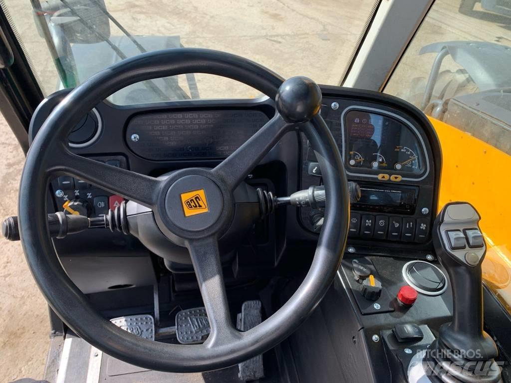 JCB 526-56 Agri 農業用伸縮臂裝載機