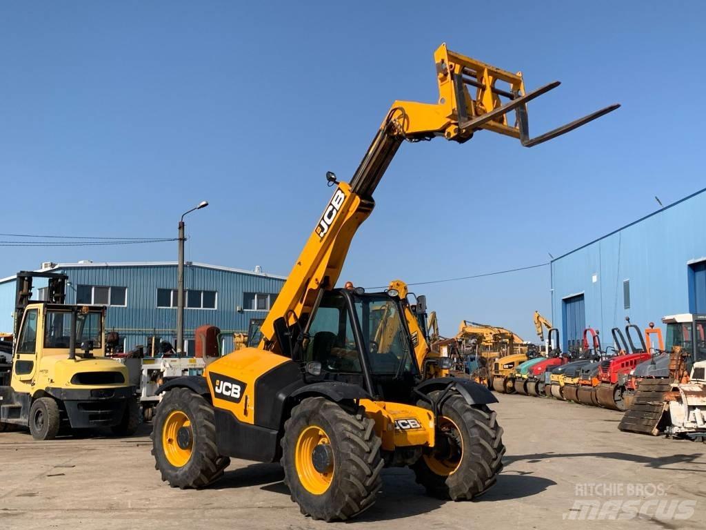 JCB 526-56 Agri 農業用伸縮臂裝載機