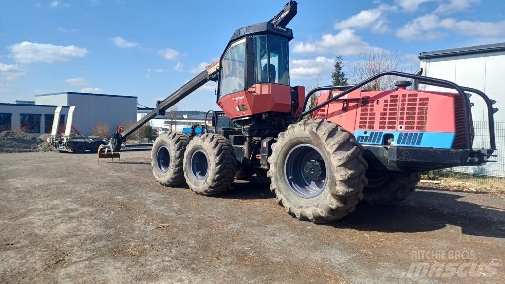 Valmet 921 收穫機