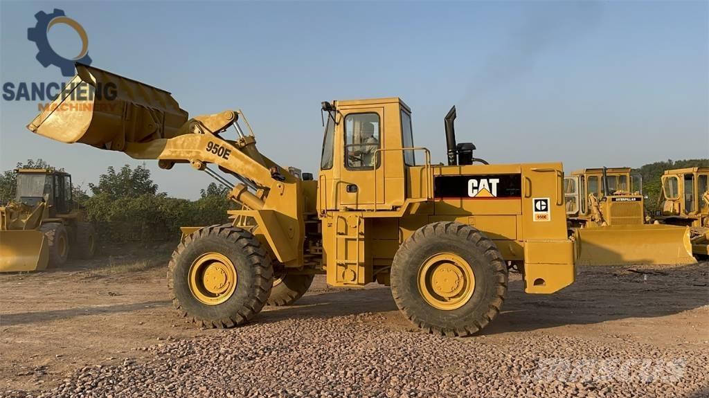 CAT 950E 輪胎式裝載機