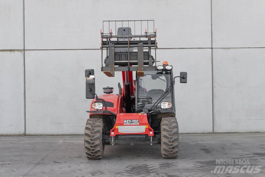Manitou MT 625 伸縮臂操作車