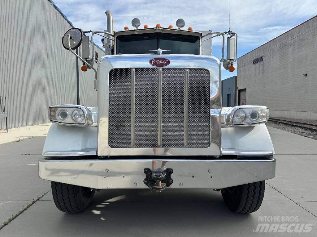 Kenworth 367 傾卸式卡車