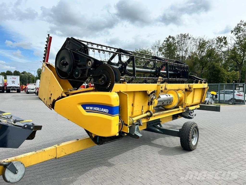 New Holland TC 5.80 聯合收穫機