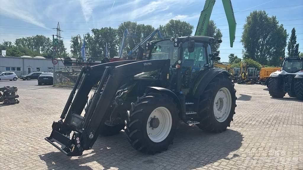 Valtra G135 曳引機