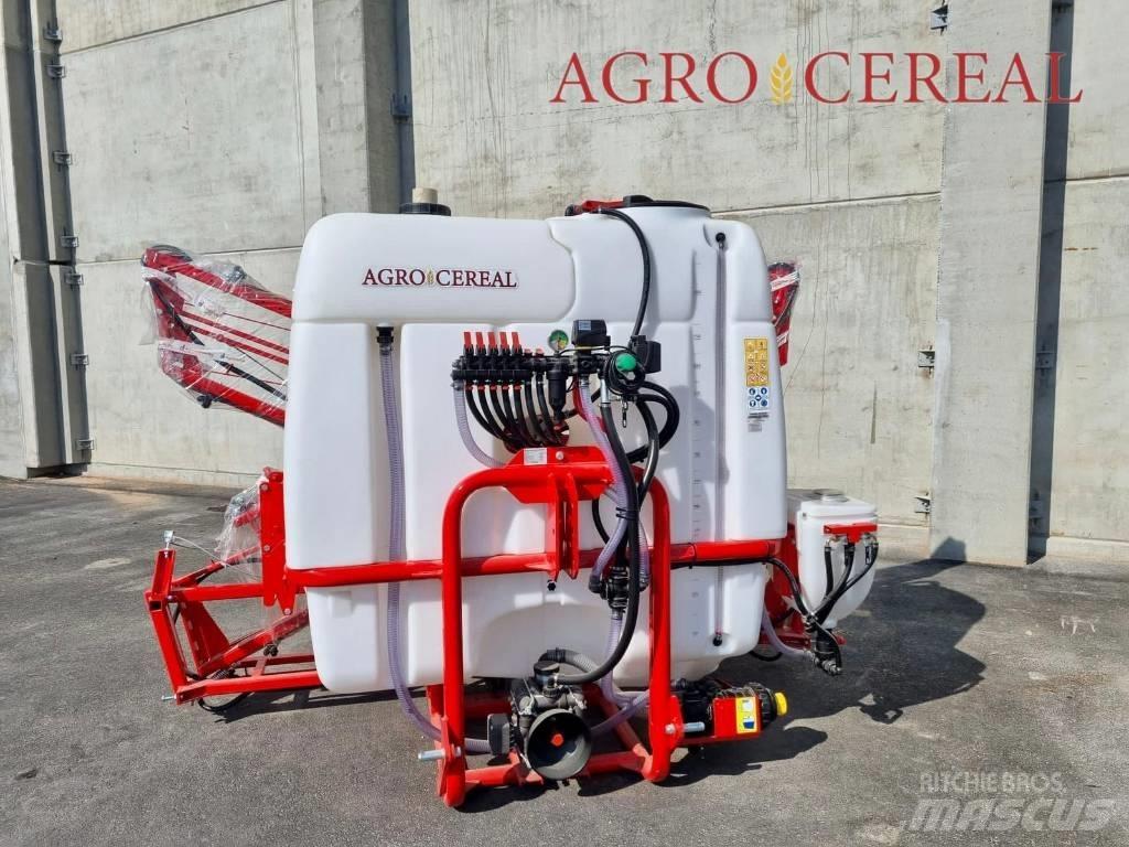 Agromehanika AM-1,2 牽引式噴霧機