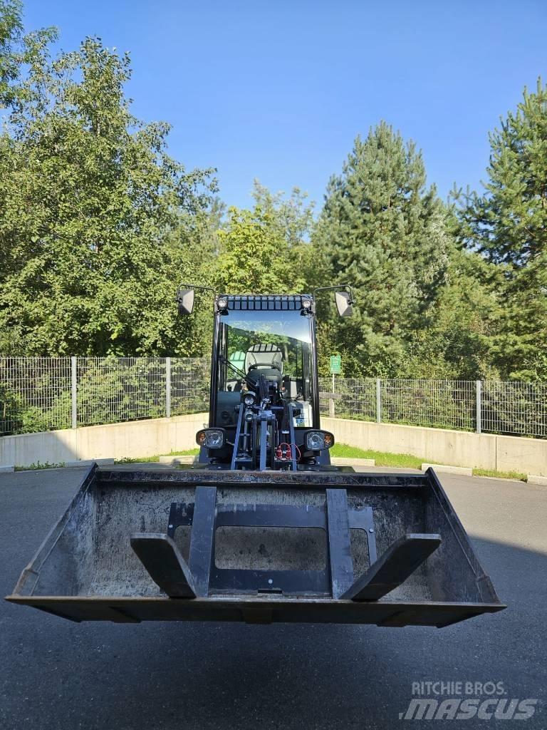 Kubota RT 260-2 輪胎式裝載機
