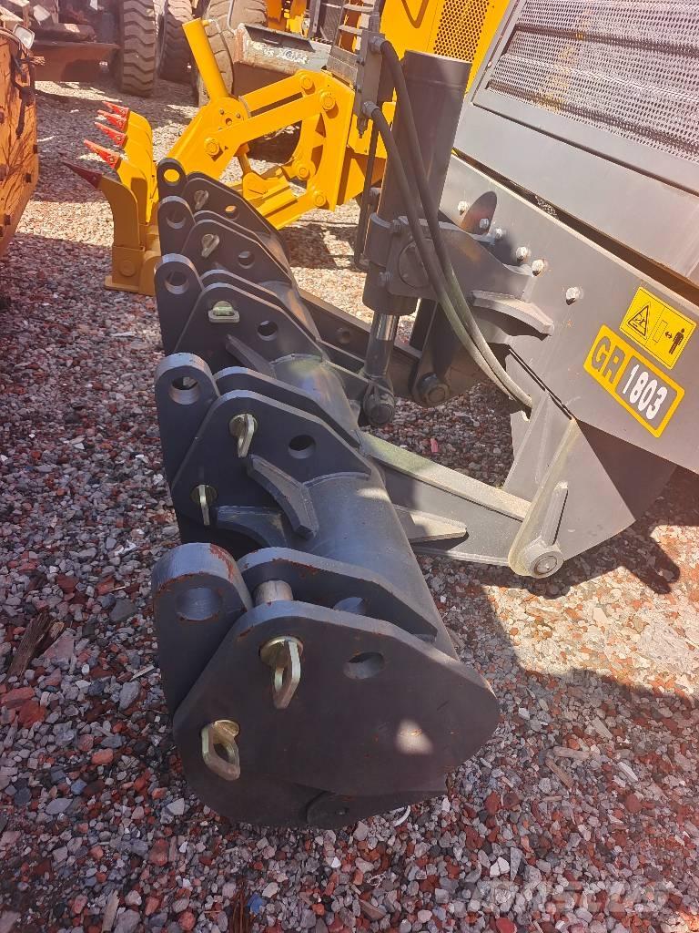 XCMG GR1803 平土機