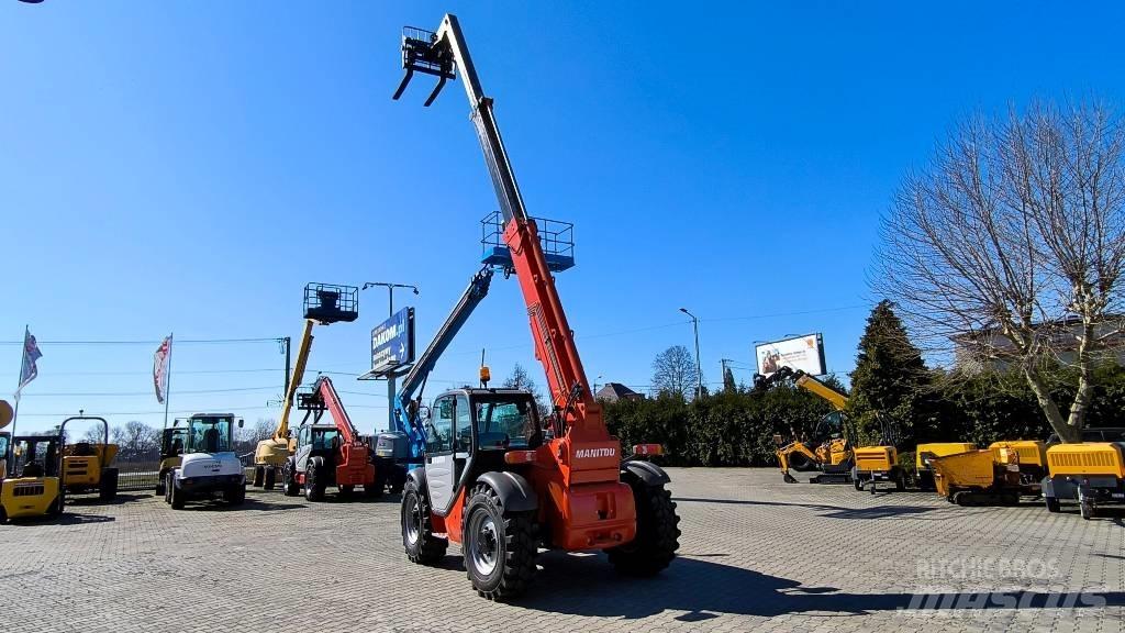 Manitou MT 932 伸縮臂操作車