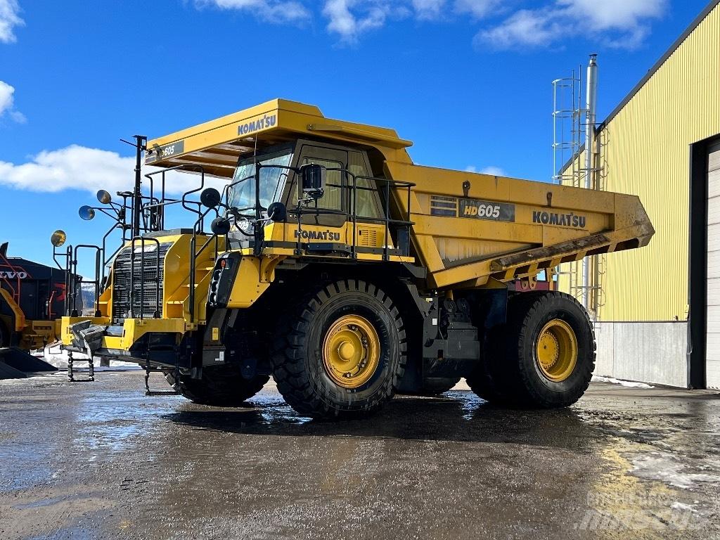 Komatsu 605-8 剛性傾卸卡車