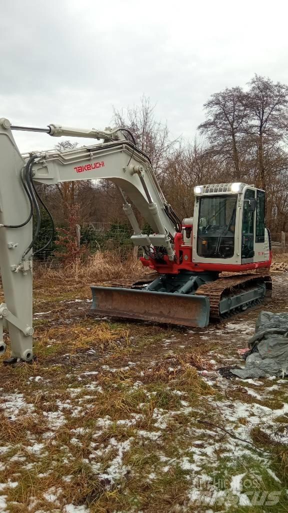 Takeuchi TB 1140 收穫機