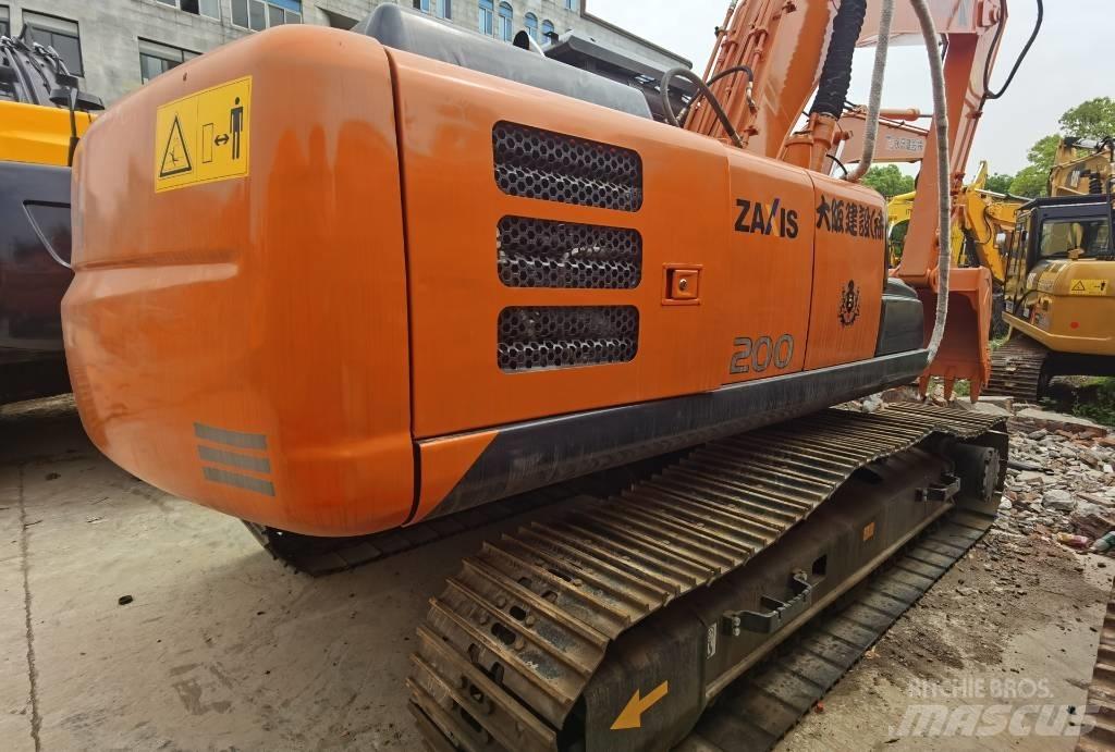 Hitachi ZX 200 履帶式 挖土機/掘鑿機/挖掘機