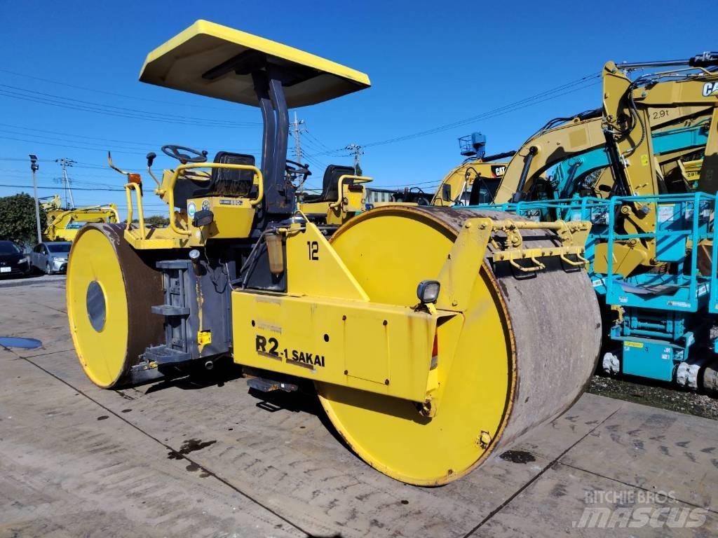 Sakai R 2-1 雙輪滾壓機