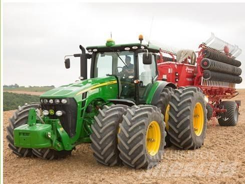 John Deere JD8270 曳引機