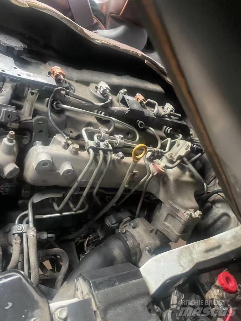 Toyota Hiace 公路客運汽車