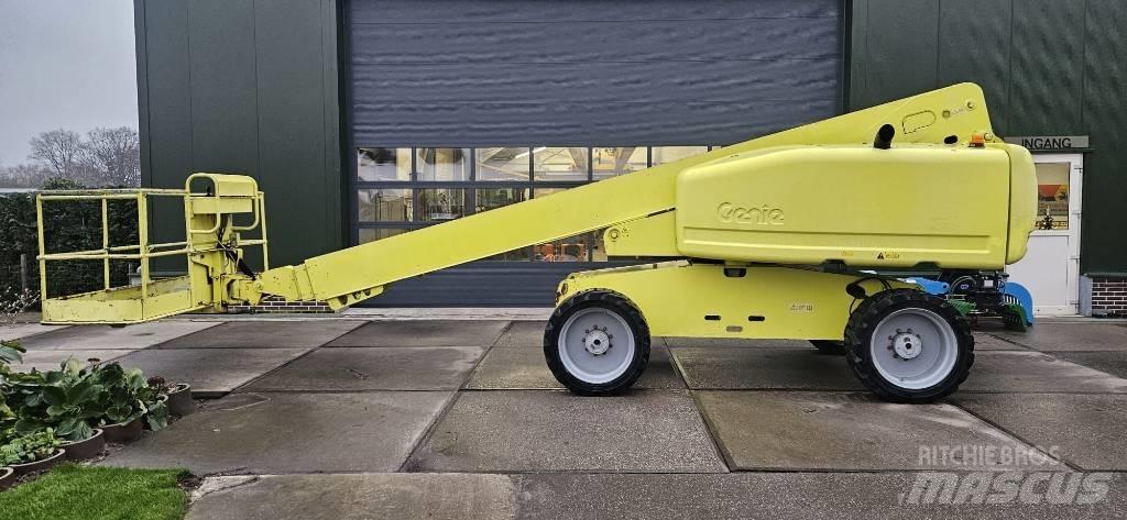 Genie S 60 伸縮臂高空作業車