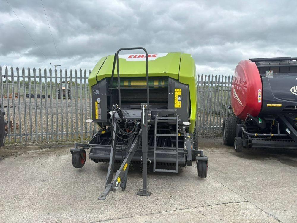 CLAAS Rollant 520 RC 圓型牧草打包機