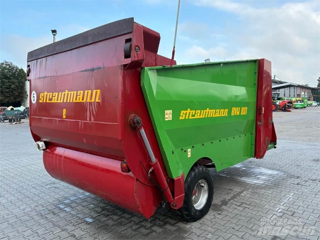 Strautmann BVW 801 裝料斗、鼓風機和升降機