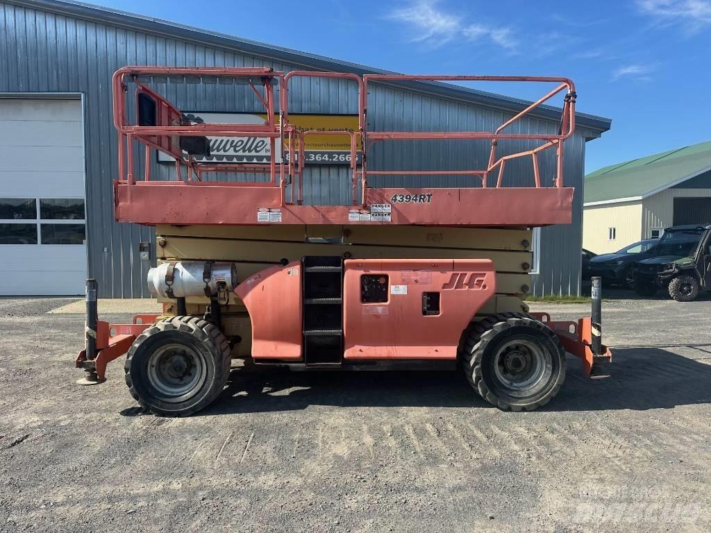 JLG 4394 RT 剪式升降機