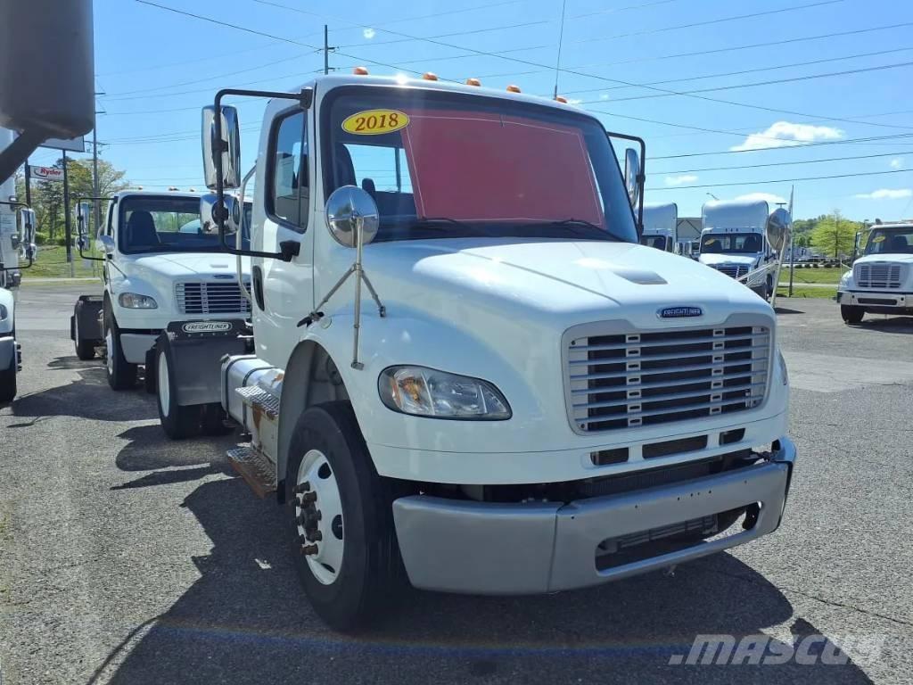 Freightliner M2 106 曳引機組件