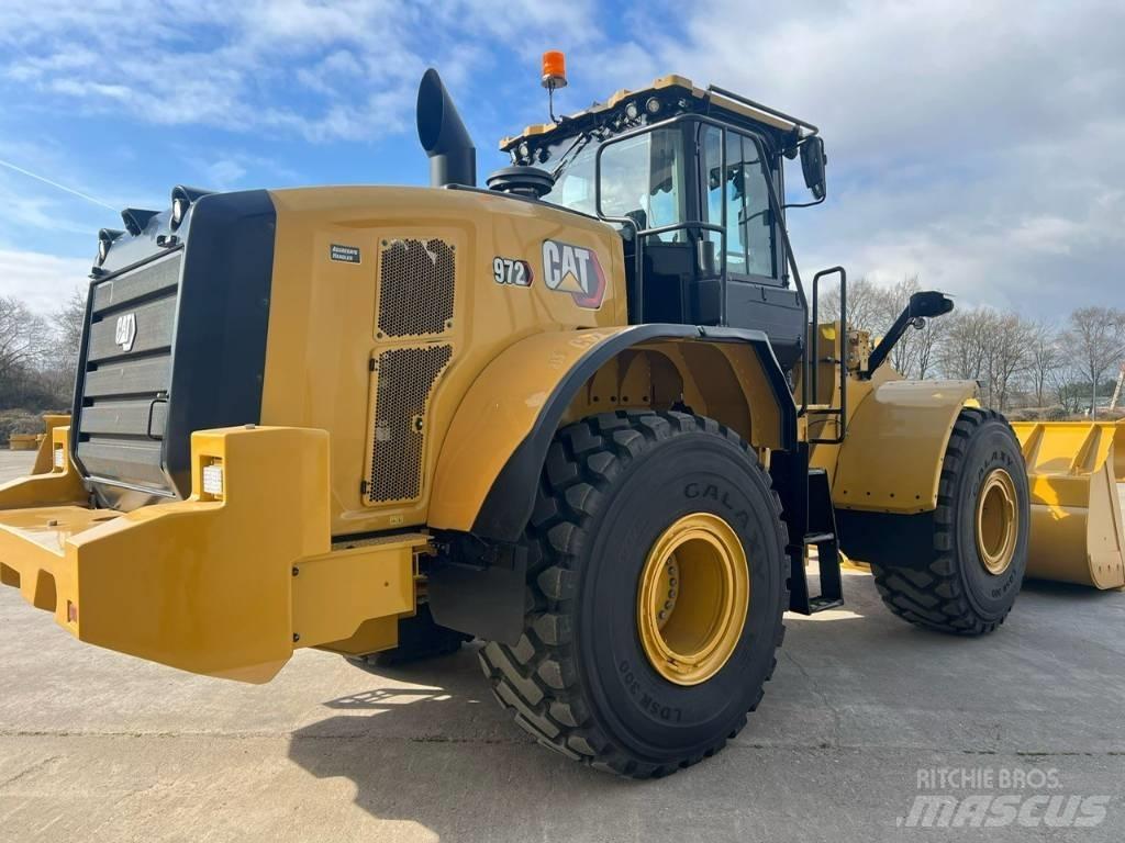 CAT 972 輪胎式裝載機