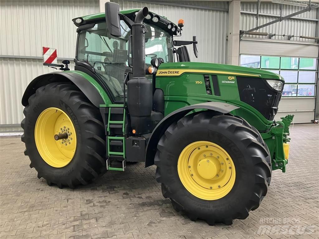 John Deere 6R 250 曳引機