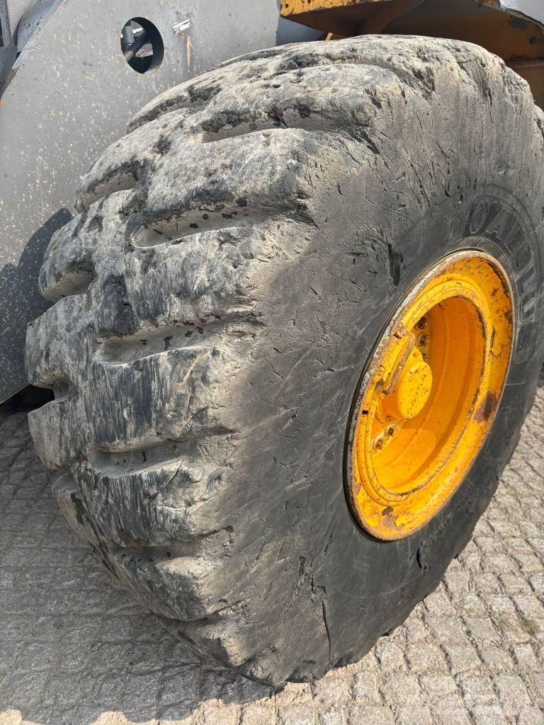 Volvo L 180 G 輪胎式裝載機