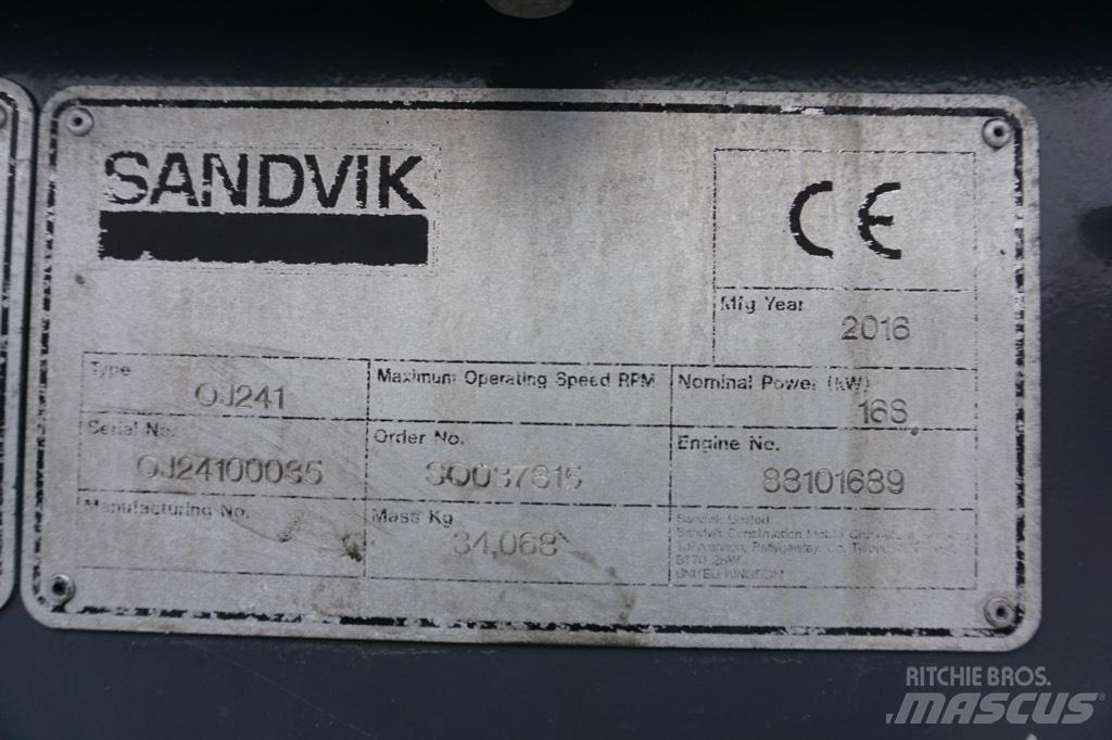 Sandvik QJ 241 移動式壓碎機