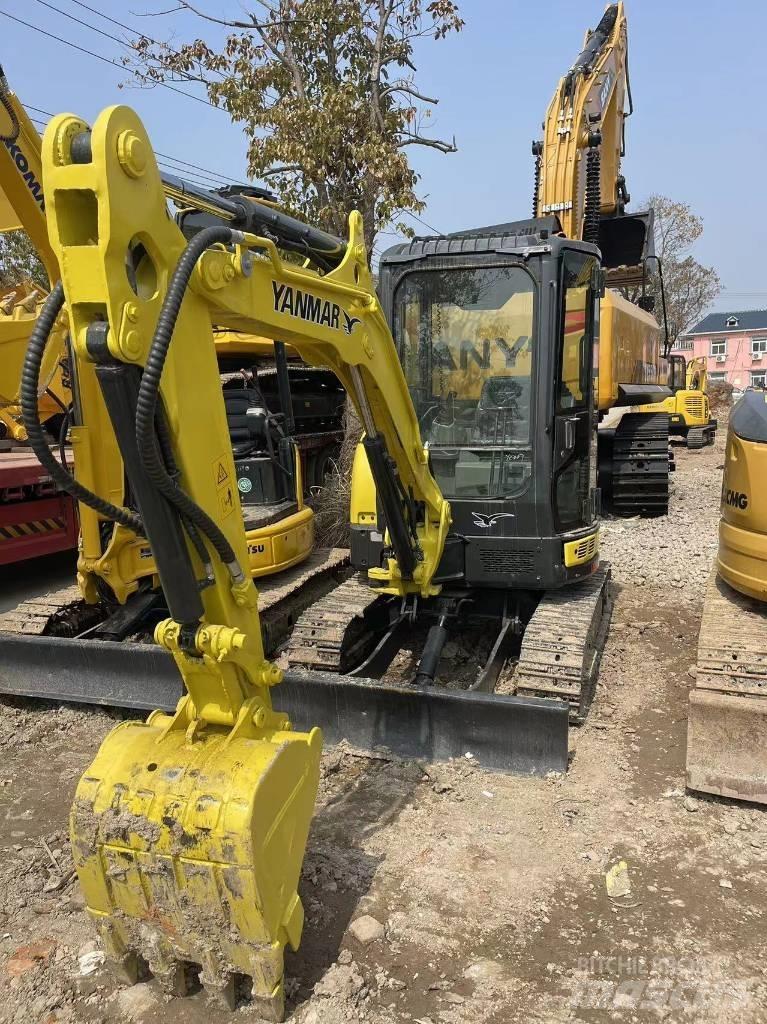 Yanmar Vio 35 小型挖土機/掘鑿機<7t(小型挖掘機)