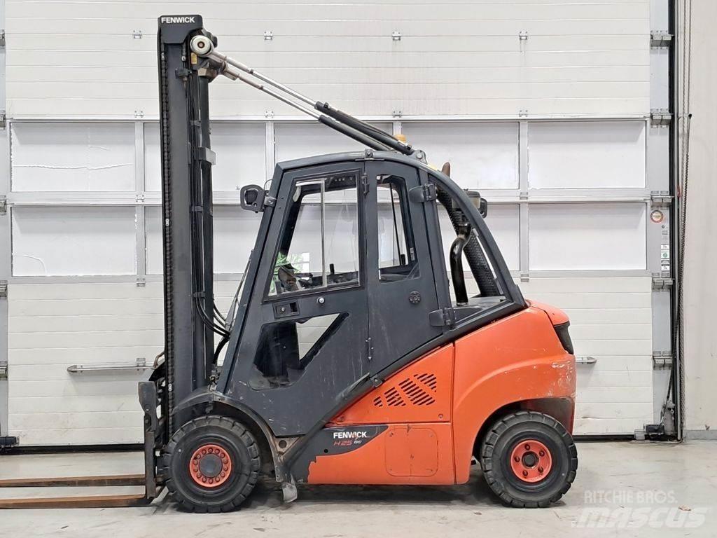 Linde H25D-02 柴油卡車