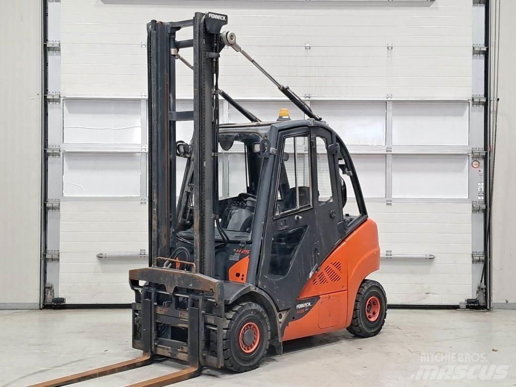 Linde H25D-02 柴油卡車
