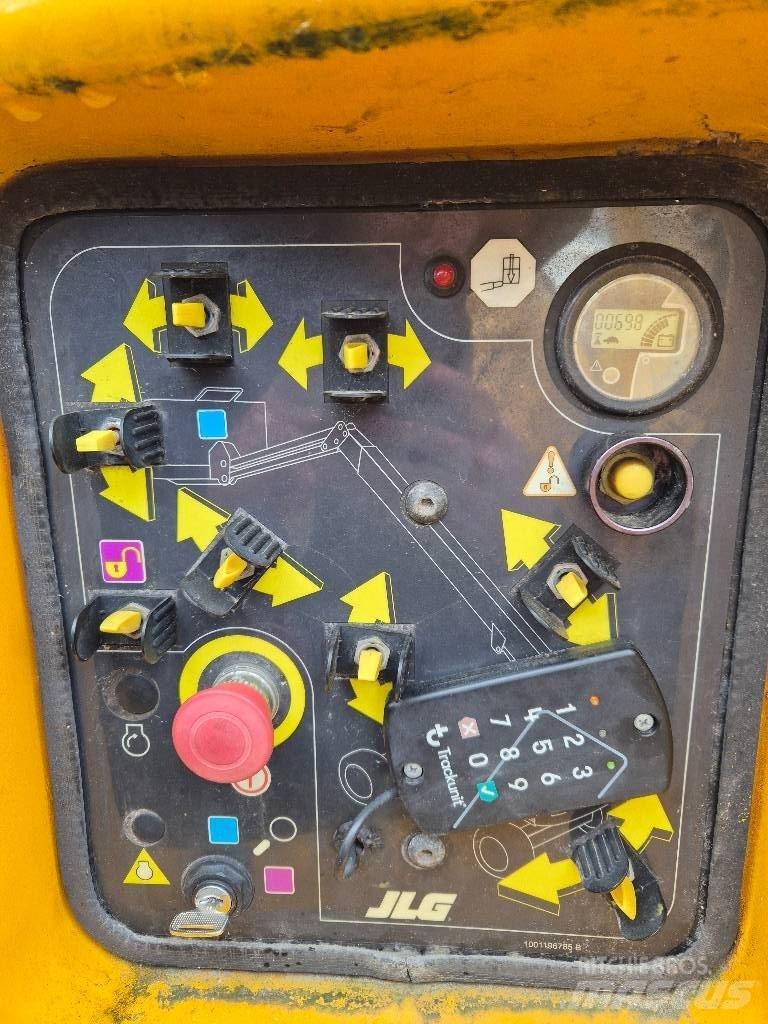 JLG E 600 JP 曲臂高空作業車