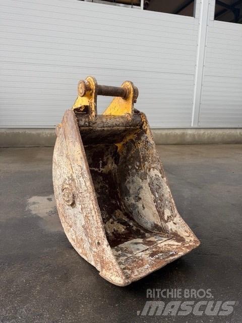 JCB 7-8 TON 反向鏟