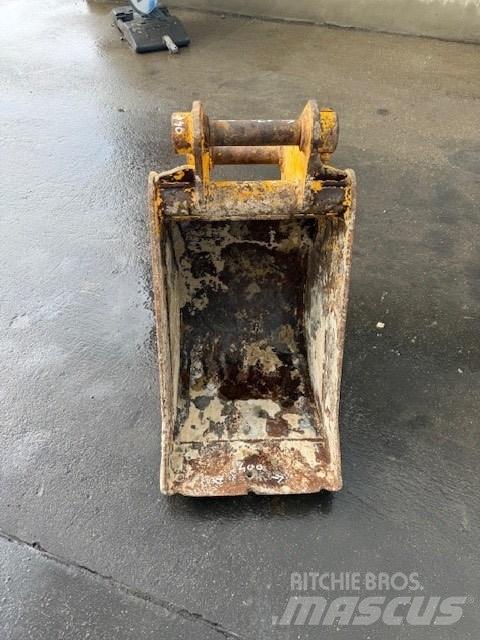 JCB 7-8 TON 反向鏟