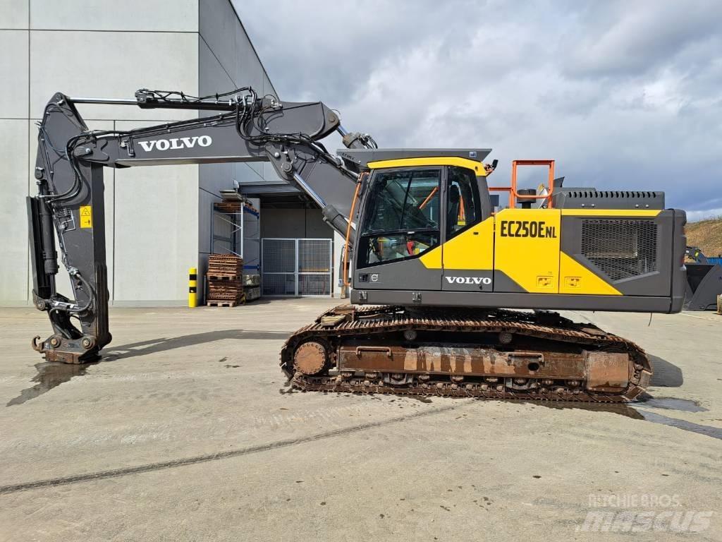Volvo EC250ENL 履帶式 挖土機/掘鑿機/挖掘機