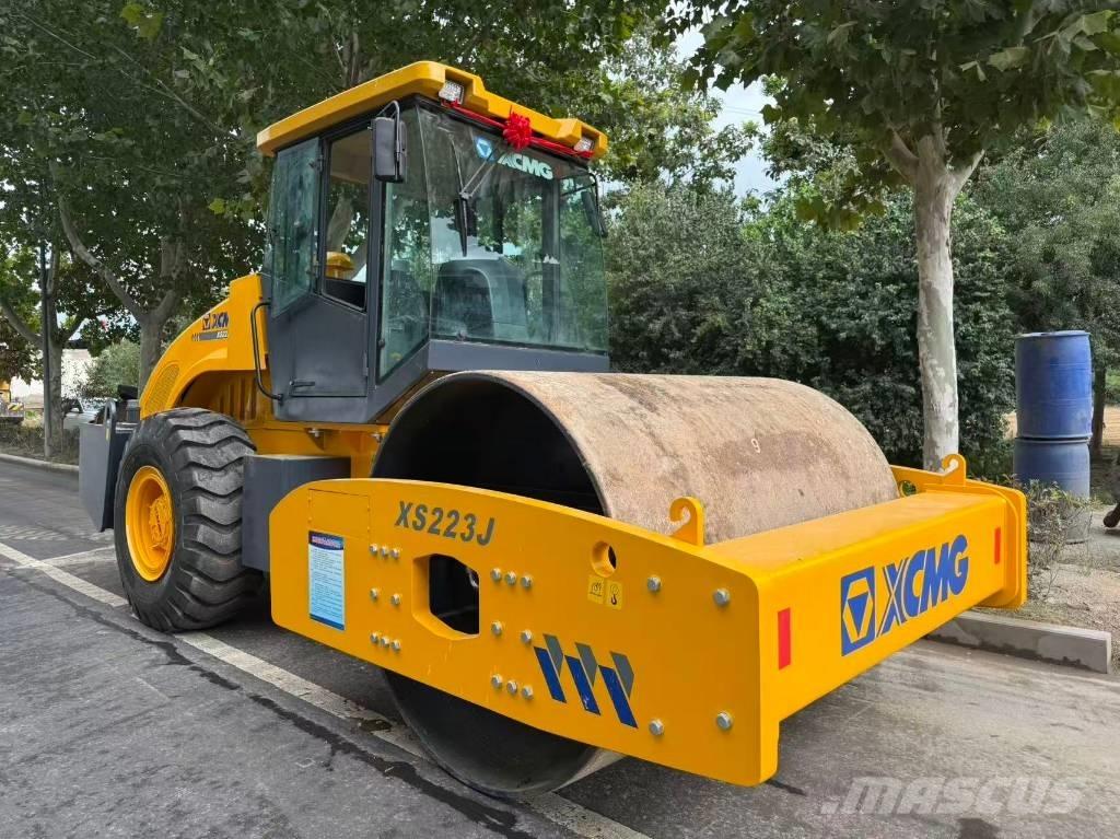XCMG XS 223 J 單輪滾壓機