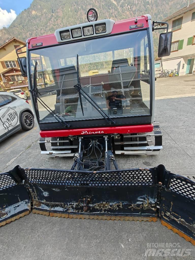 Prinoth T2S 鏟雪車