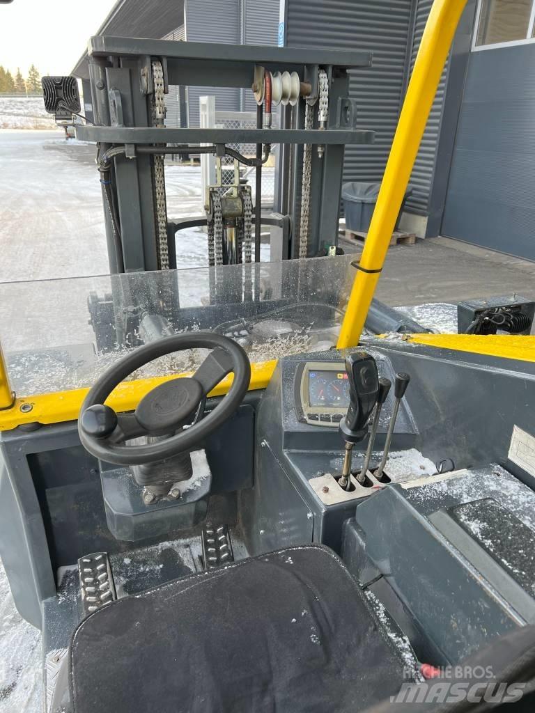 Combilift Combi-RT 柴油卡車