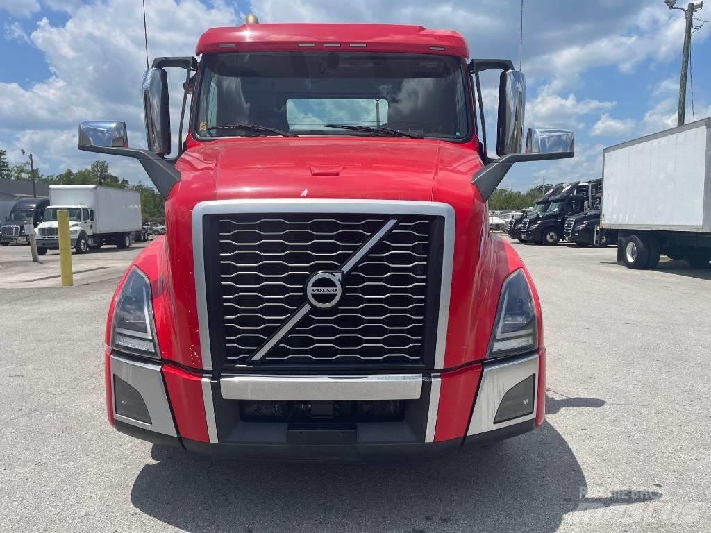 Volvo VNL64T300 曳引機組件