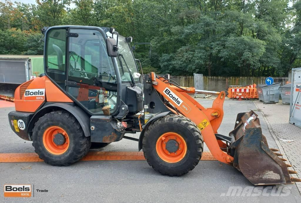 Komatsu WA 70-7 輪胎式裝載機