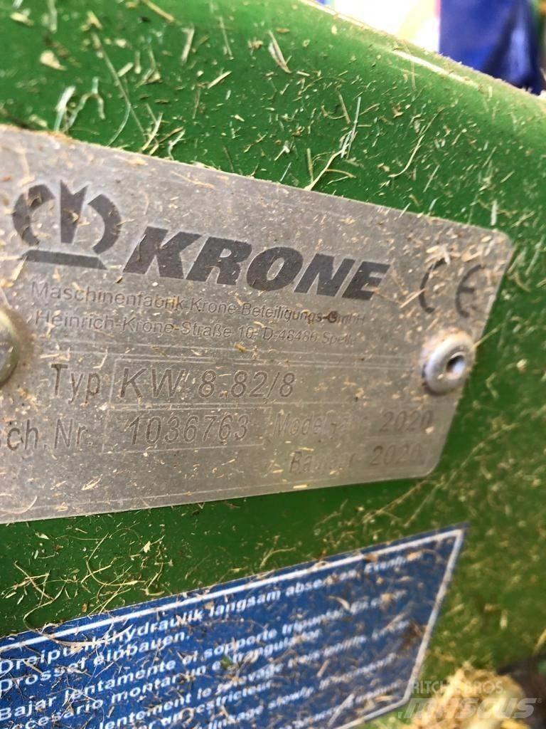 Krone 8.82/8 Tedder 耙與翻草機