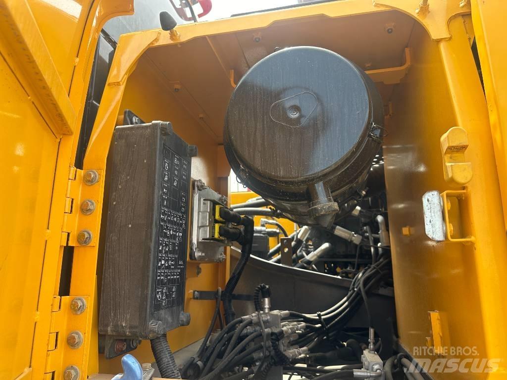 Volvo EC 250 D 履帶式 挖土機/掘鑿機/挖掘機
