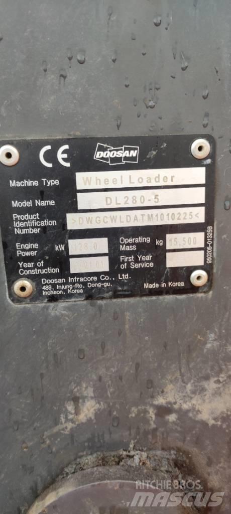 Doosan DL 280-5 輪胎式裝載機