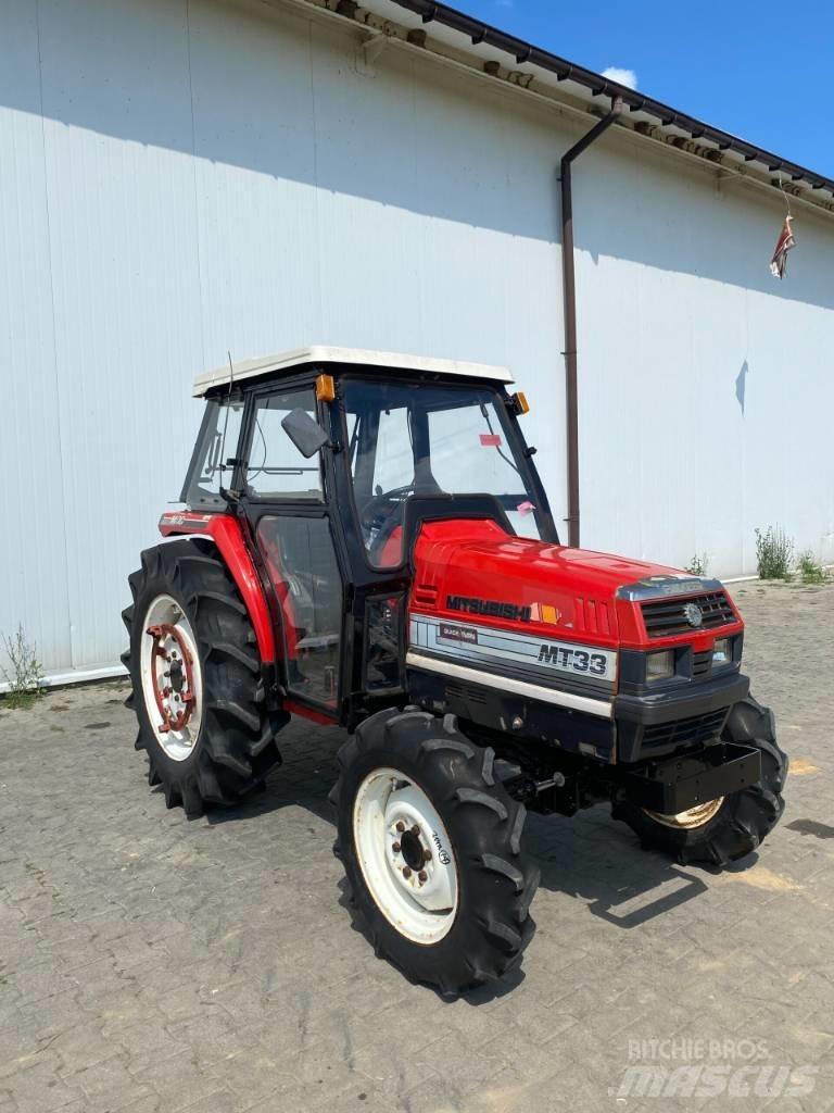 Mitsubishi MT 33 小型曳引機