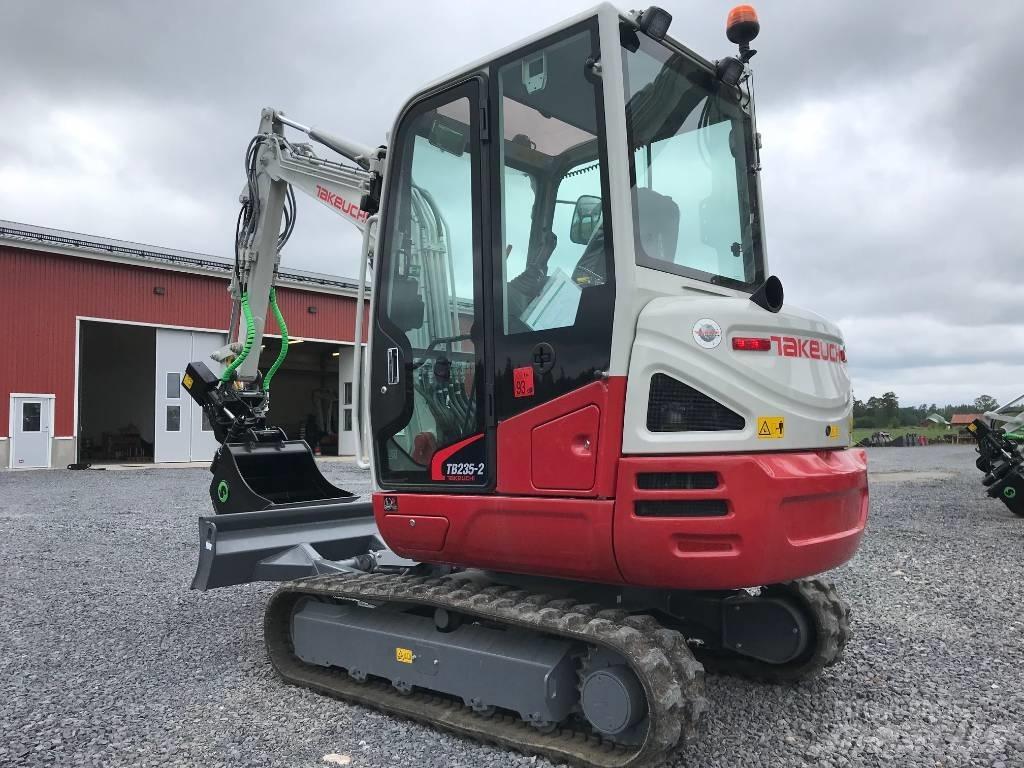 Takeuchi TB235-2 小型挖土機/掘鑿機<7t(小型挖掘機)