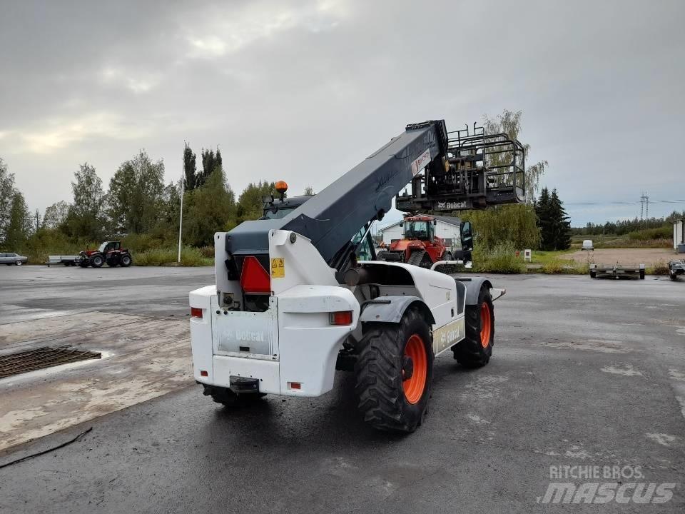 Bobcat T 40170 伸縮臂操作車
